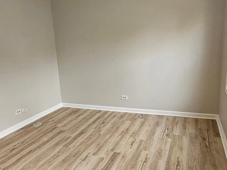 Hazelnut Dr — Photo 19