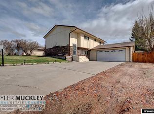 2231 Fairview Ave, Casper, WY 82609