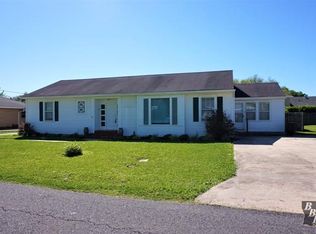 520 Foret St, Thibodaux, LA 70301