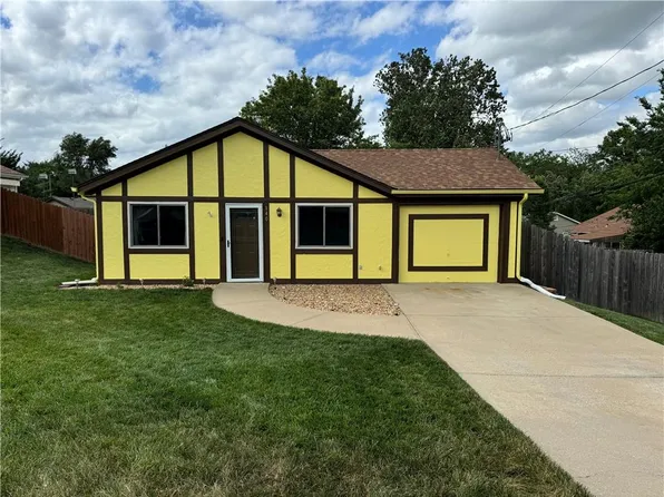 140 W Mulberry St, Olathe, KS 66061