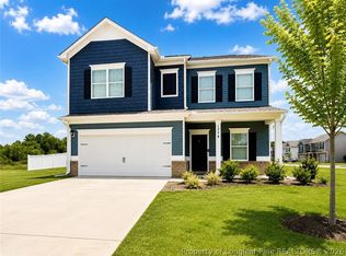 1716 Nesting Trail Dr, Fayetteville, NC 28312