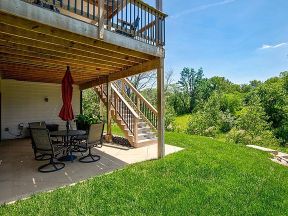 3rd image of 1010 Harrington Way