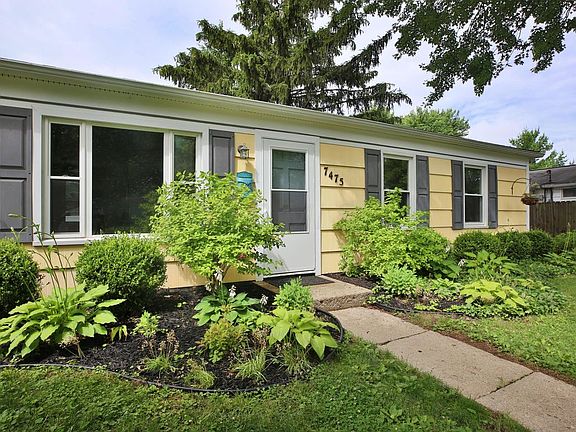 3rd image of 7475 Saratoga Ct