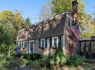 18 Wheeler St, Pepperell, MA 01463