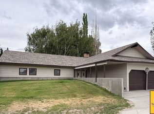 19 Burma Rd, Riverton, WY 82501