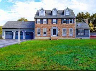 4 Rhum Cres, North Chelmsford, MA 01863