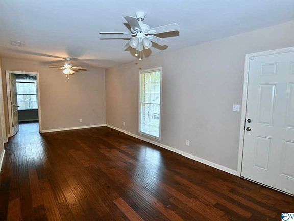 4th image of 4535 Baywood Dr SW
