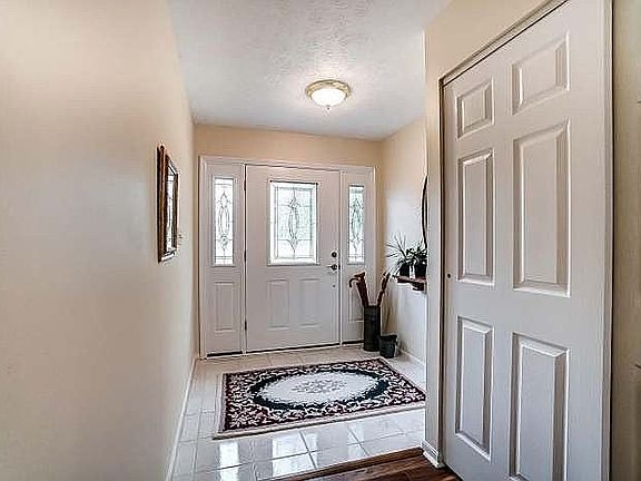 4th image of 7384 Lake Park Dr
