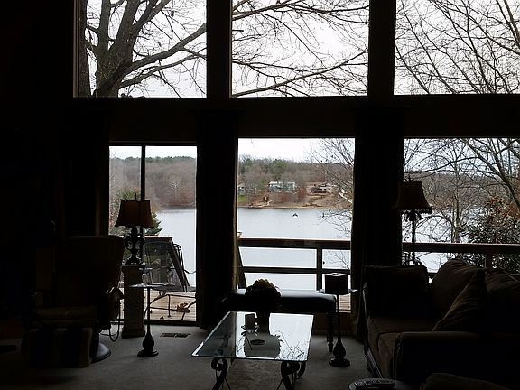 2nd image of 137 Kinross Dr