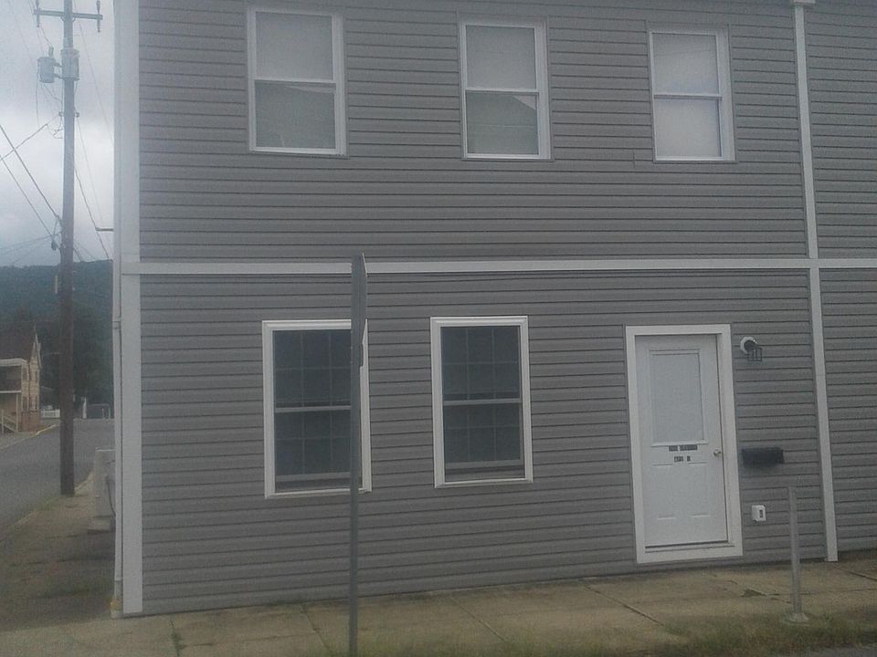 296 Center St Millersburg, PA, 17061 Apartments for Rent Zillow