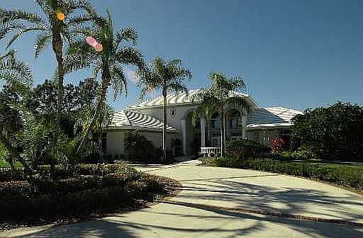 2nd image of 18604 Avenue Monaco