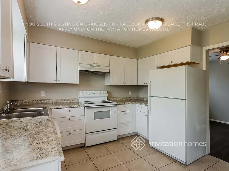 14307 Branchwater Ln — Photo 6