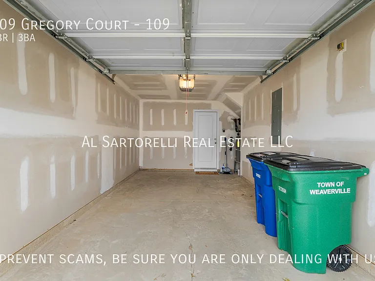 109 Gregory Ct #109 — Photo 12