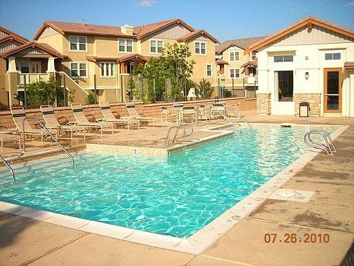 3rd image of 16910 Bixby St Unit 15