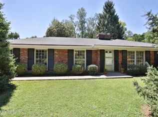 7104 Boxwood Rd, Graymoor Devondale, KY 40222