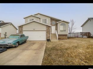 3948 W 4600 S, Roy, UT 84067