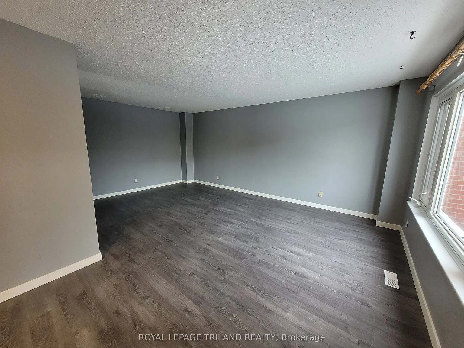 3 bed, $2,200 — Photo 4