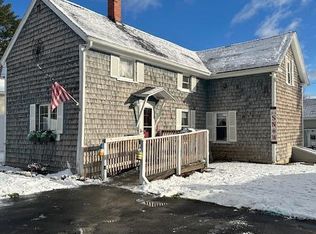 4 Merrick St, Veazie, ME 04401