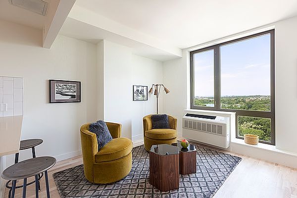 1st image of 626 Flatbush Ave APT 17D