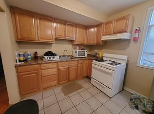 135 S Park St FLOOR 1, Elizabethport, NJ 07206