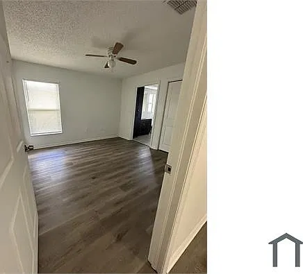 2663 Landover Blvd — Photo 1