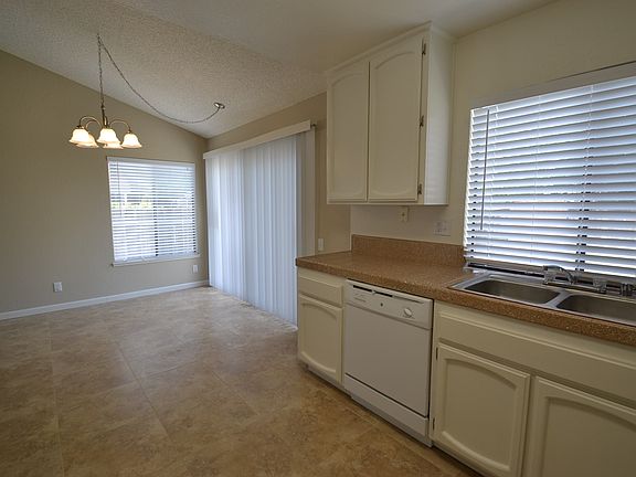 3rd image of 8395 Stevenson Ave