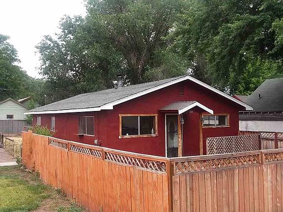 2nd image of 265 Adella St