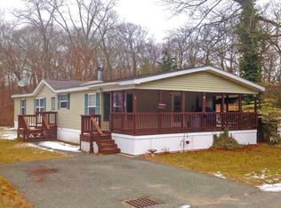 5 Medallion Rd, Holbrook, MA 02343