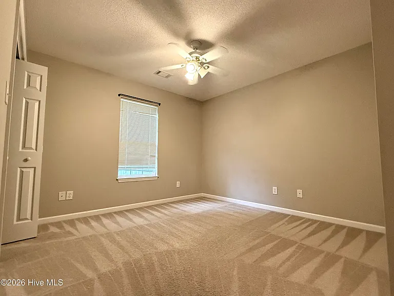453 Connemara Trl — Photo 9