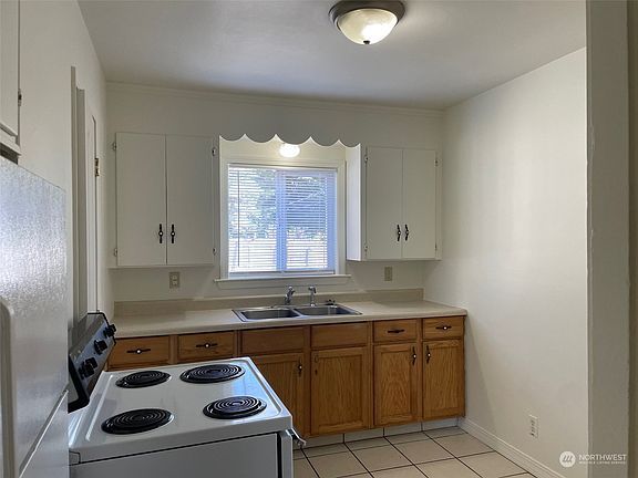 2nd image of 9802 American Avenue SW