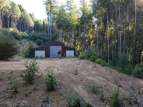 5th image of 605 Rancho Sequoia Dr