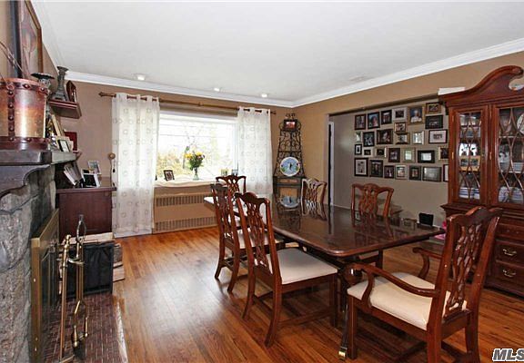 4th image of 23 Silver Ave