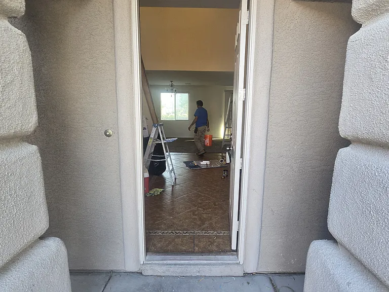 2305 Mountain Rail Dr — Photo 4