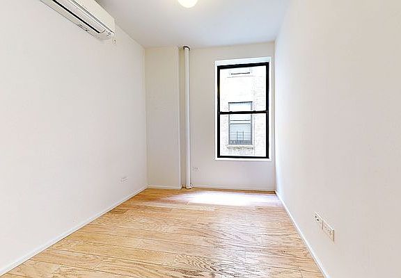 5th image of 476 Central Park W APT 4C