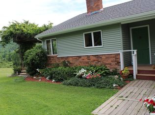 365 Punsit Rd, Chatham, NY 12037