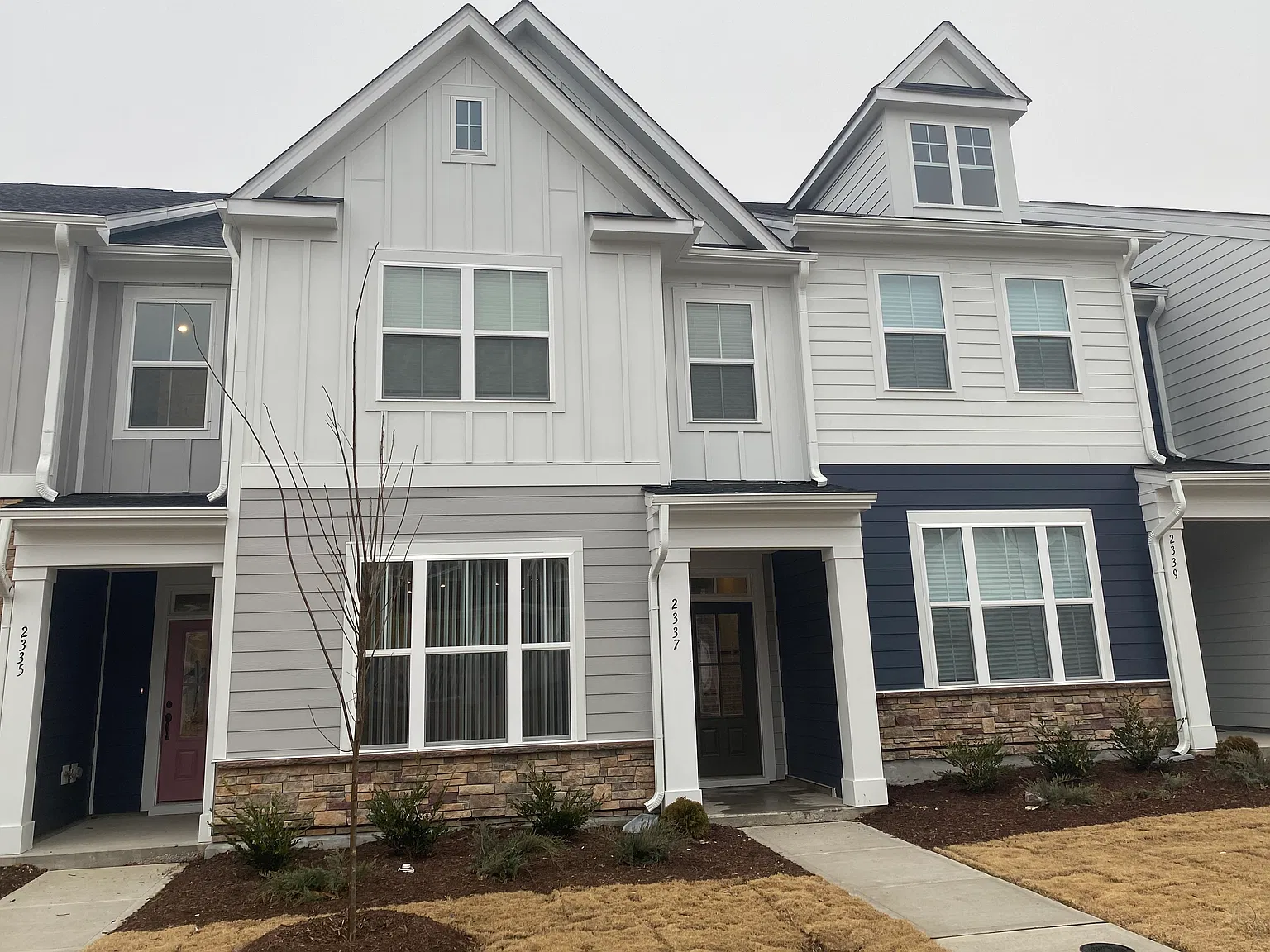 3 bed, 1650 sqft, $1,850 — Photo 1