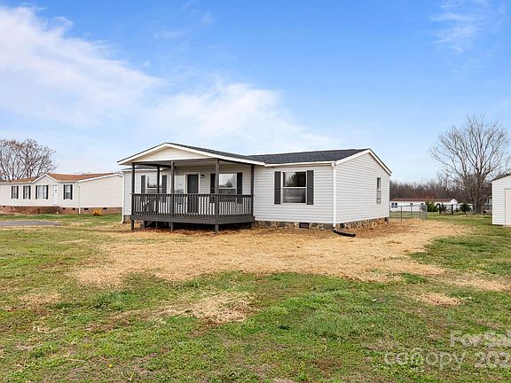 2nd image of 2366 Dillon Dr