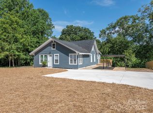 606 W Pine St, Blacksburg, SC 29702