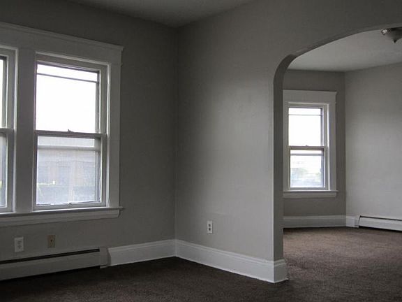 5th image of 4711 Harvard Ave #Up
