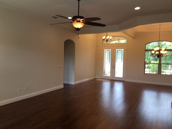 5th image of 51 Collingwood Ln