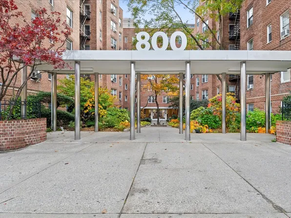 800 Grand Concourse GSS image 1 of 19
