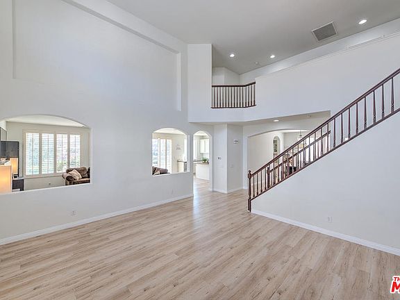 5th image of 21122 Oakleaf Canyon Dr