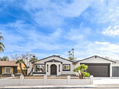 6597 Mountainwood Ln, Las Vegas, NV, 89103