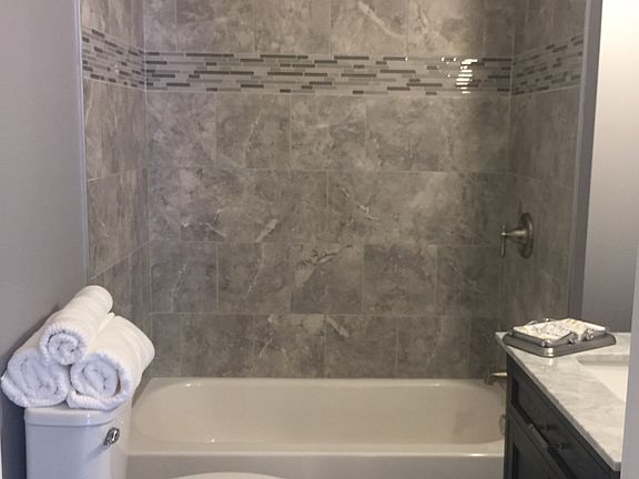 4th image of 151 Woodmont Dr