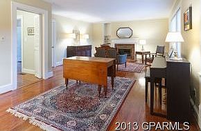 3rd image of 1310 Evergreen Dr
