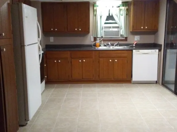 8784 Beach Rd, Lexington, KY 40515