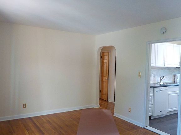 3rd image of 74-10 260th St Floor 1