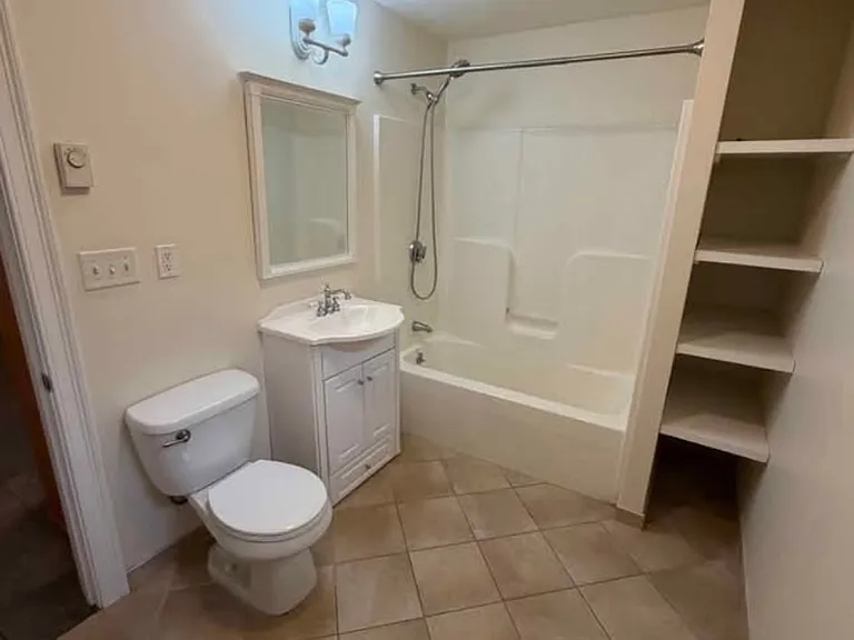 93 W Emerson St #100 — Photo 6