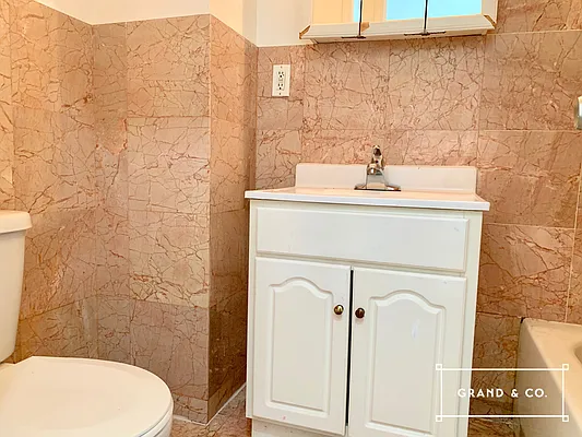 Rented by Grand & Co. | media 15