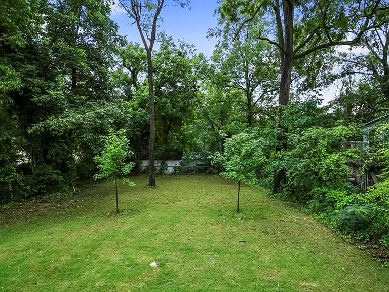 79 Adair Ave — Photo 20